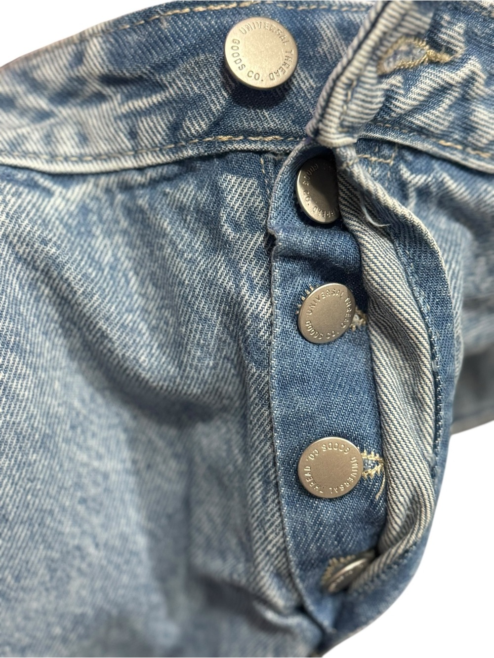 Universal Thread Mid-Rise Painter Boyfriend Jeans Sz 17 NWT - Picture 11 of 15
